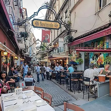 Ξενοδοχείο Nevada Garden & Κωνσταντινούπολη
